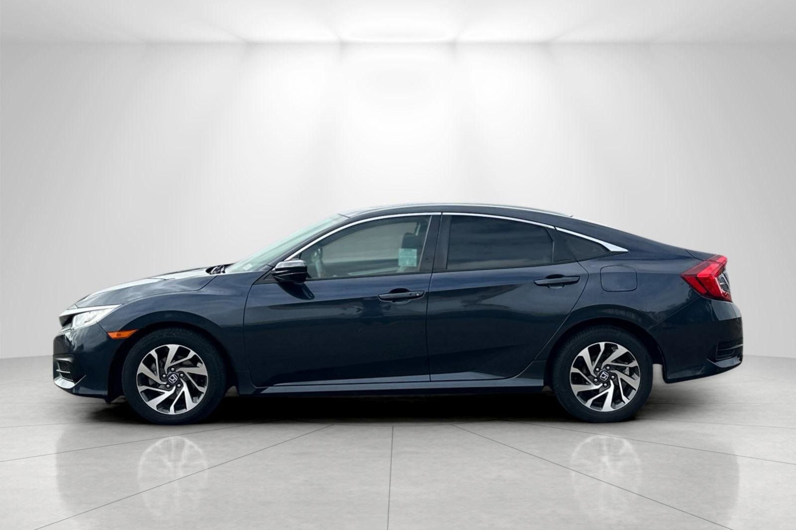 Used 2016 Honda Civic EX image 6