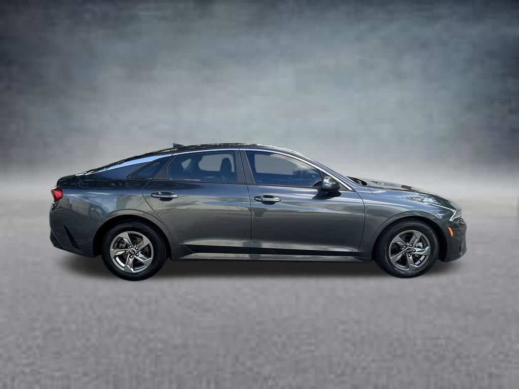 Used 2021 Kia K5 LXS FWD image 8