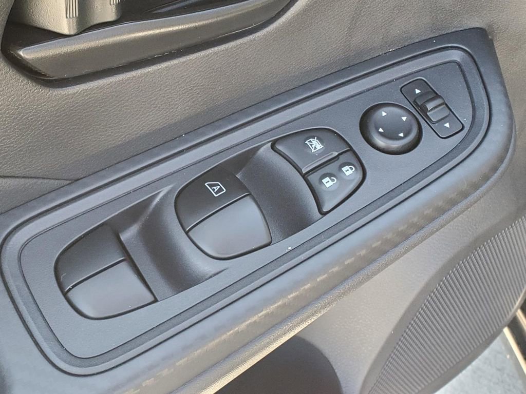 Certified 2025 Nissan Versa S w/ Trunk Package image 18