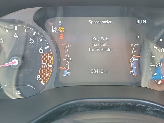 Used 2024 Jeep Compass Latitude AWD/4WD image 10
