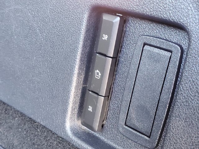 Certified 2025 Lincoln Aviator AWD w/ Jet Appearance Package image 36