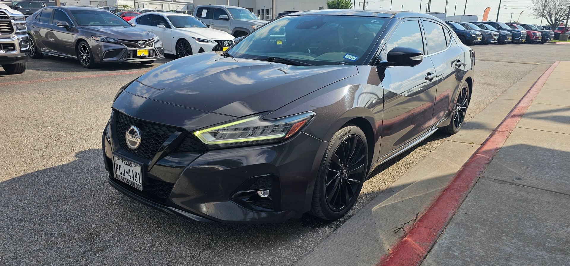 Used 2021 Nissan Maxima Platinum w/ 40th Anniversary Package FWD image 1