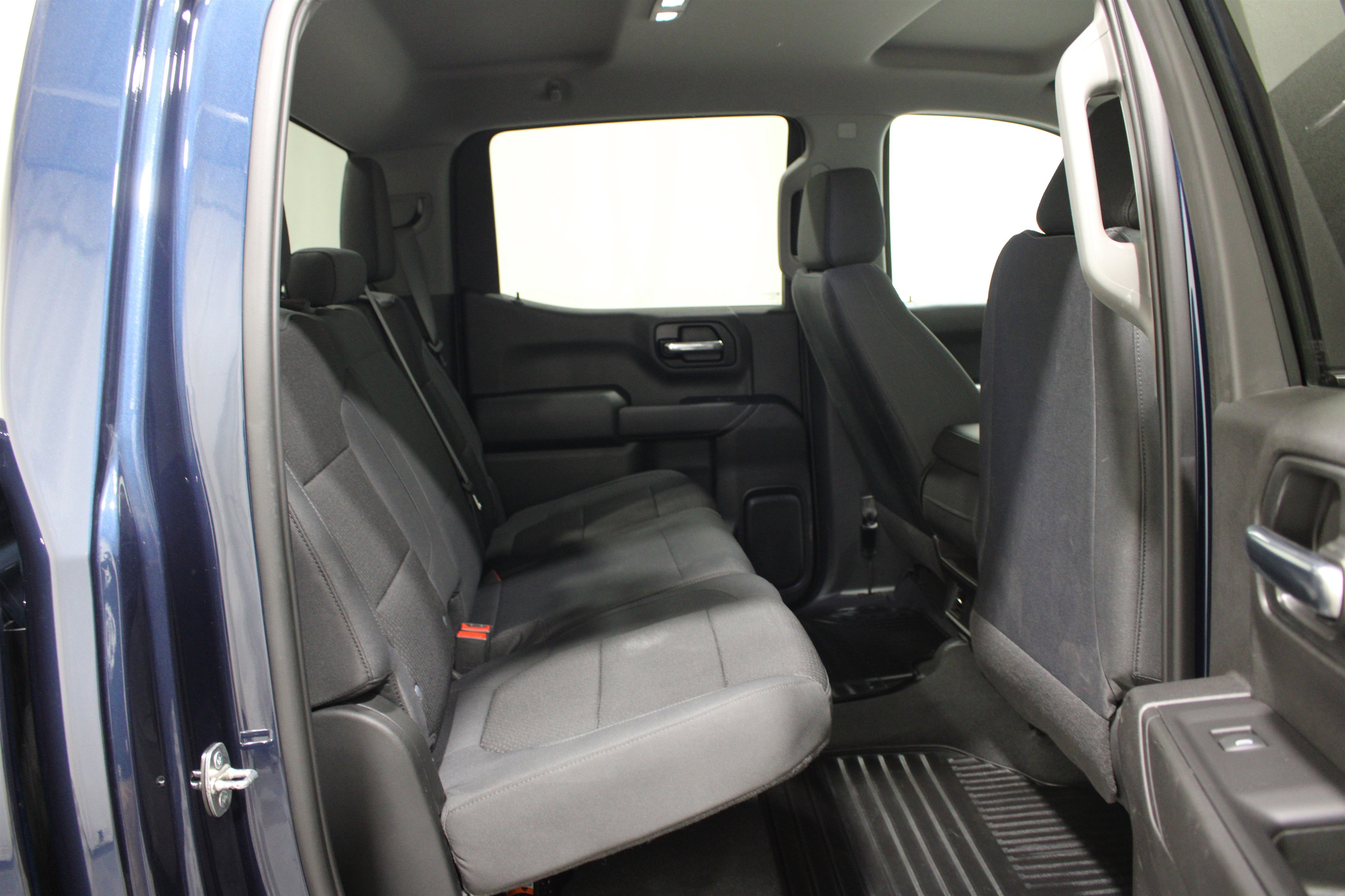 Used 2019 Chevrolet Silverado 1500 Custom Trail Boss AWD/4WD image 20