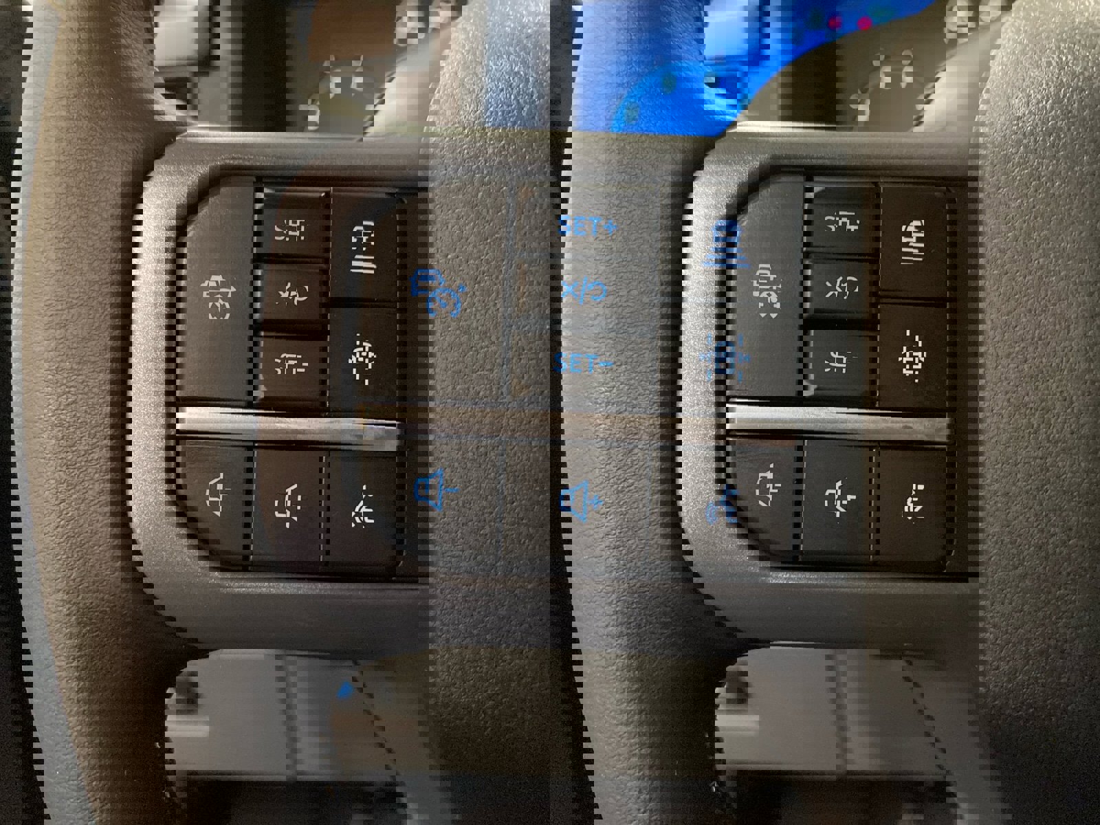 New 2025 Ford F150 XLT w/ Equipment Group 302A MID image 21