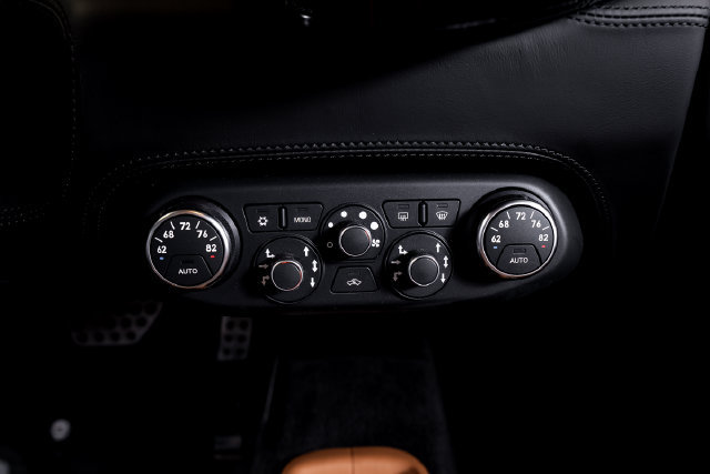 Certified 2012 Ferrari 458 Italia Coupe RWD image 42