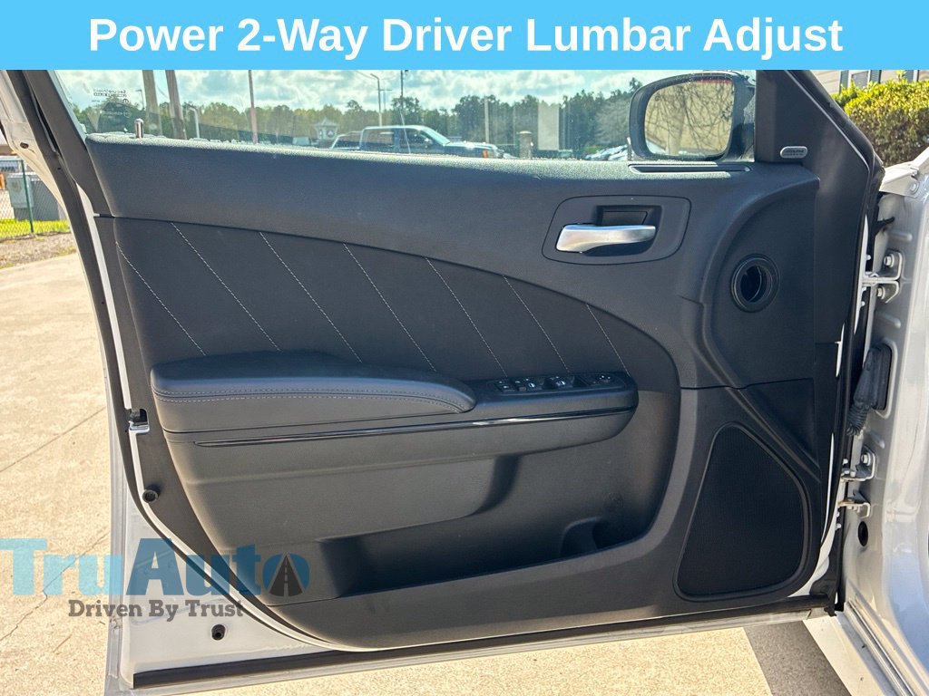 Used 2023 Dodge Charger R/T w/ Blacktop Package RWD image 20