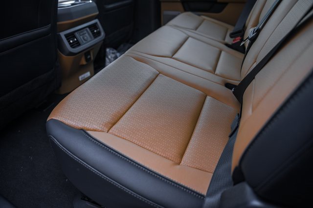 New 2026 Ford F250 Lariat image 39