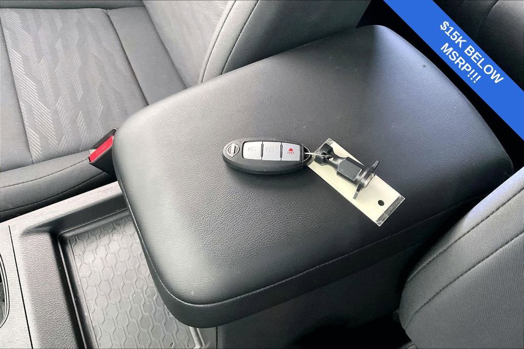 Used 2025 Nissan Frontier S image 14