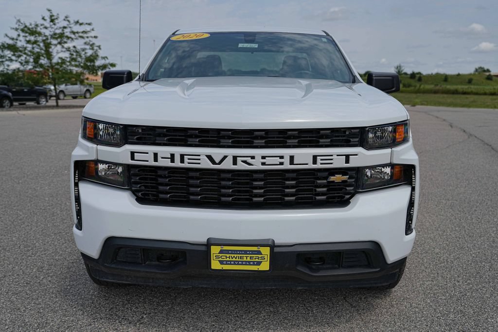 Used 2020 Chevrolet Silverado 1500 Custom w/ Trailering Package AWD/4WD image 2