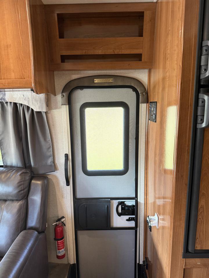 Used 2018 Ford E-350 and Econoline 350 Super Duty w/ Motorhome Prep Package RWD image 28