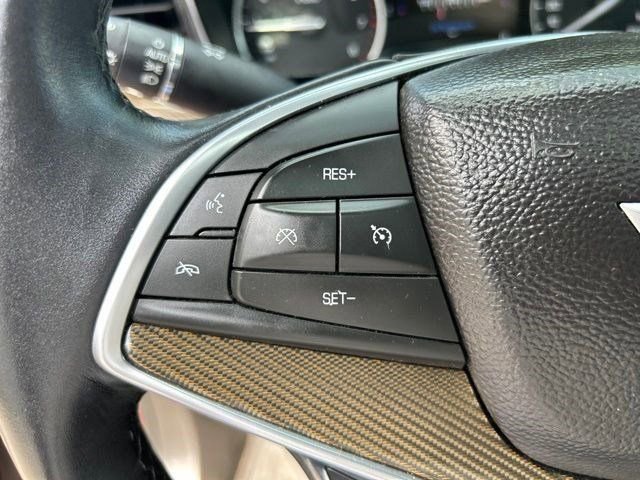 Used 2017 Cadillac XT5 Platinum AWD/4WD image 17