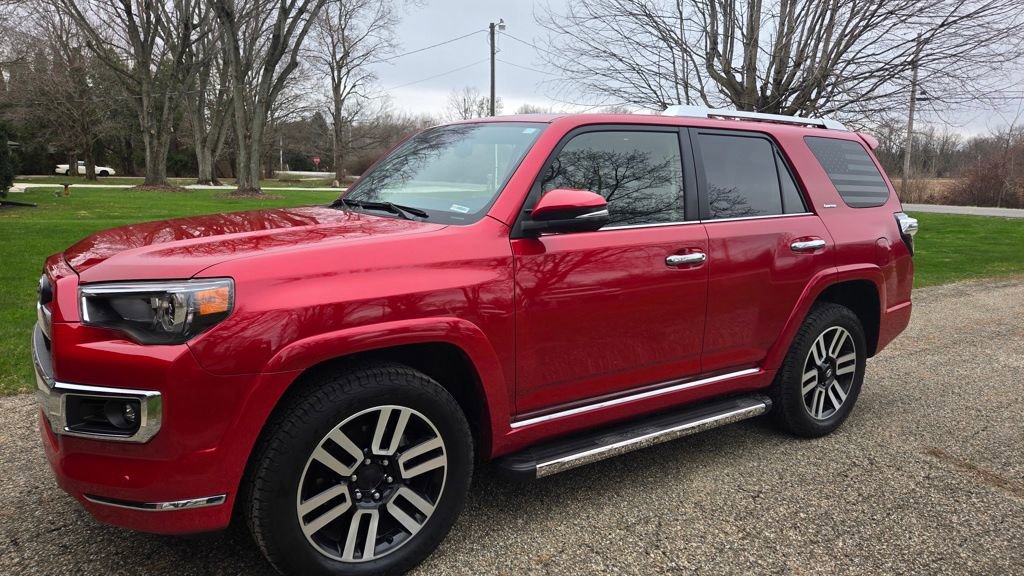 Used 2023 Toyota 4Runner Limited image 12
