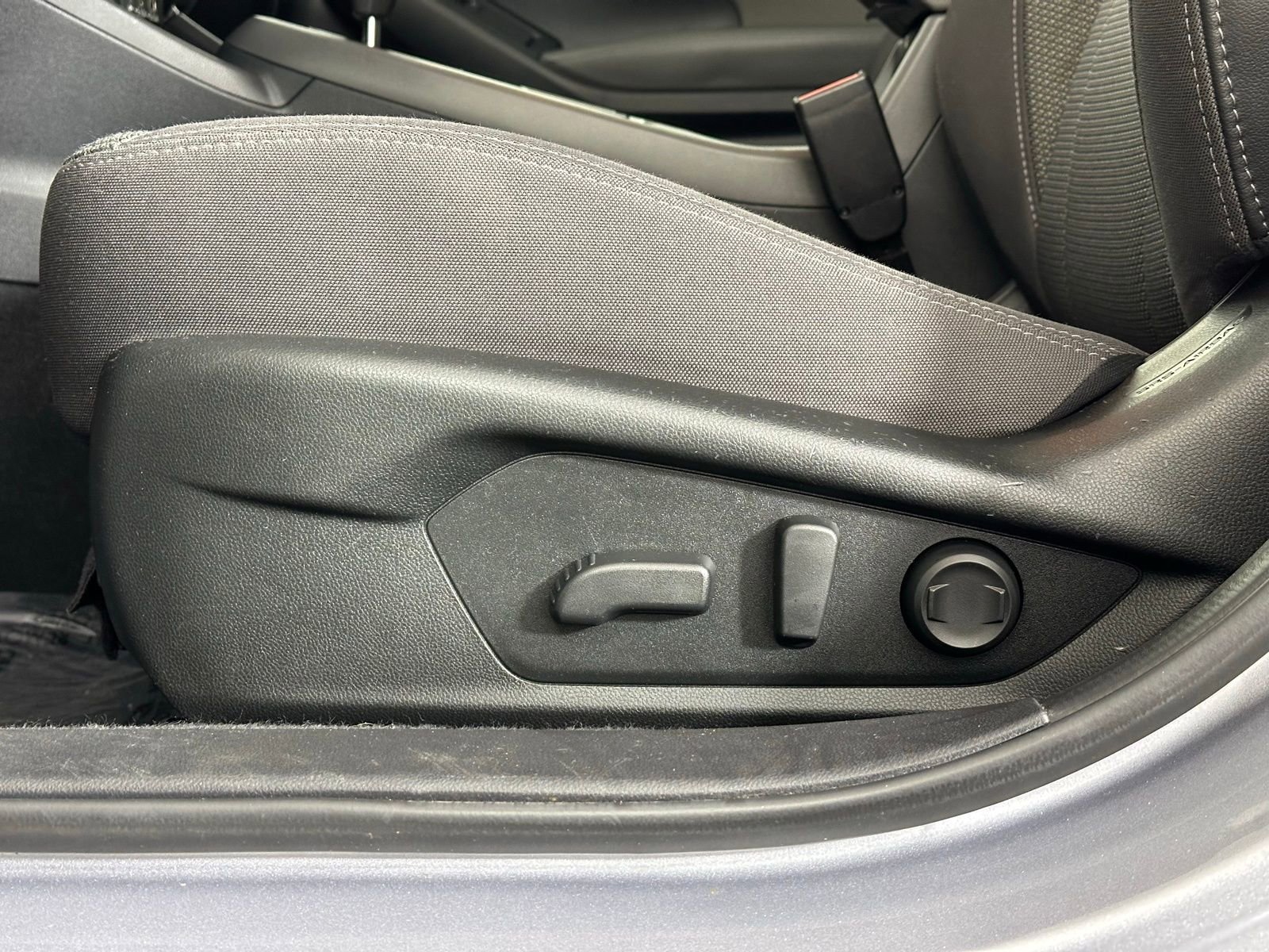 Used 2024 Subaru Crosstrek 2.0i Premium AWD/4WD image 7