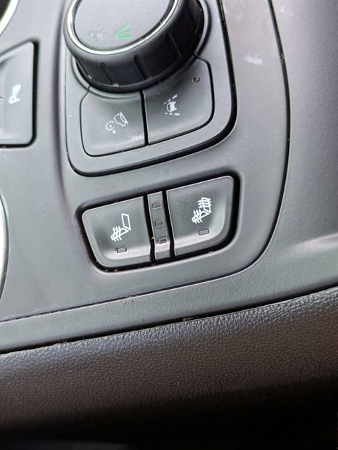 Used 2022 GMC Terrain SLT w/ Infotainment Package II FWD image 22