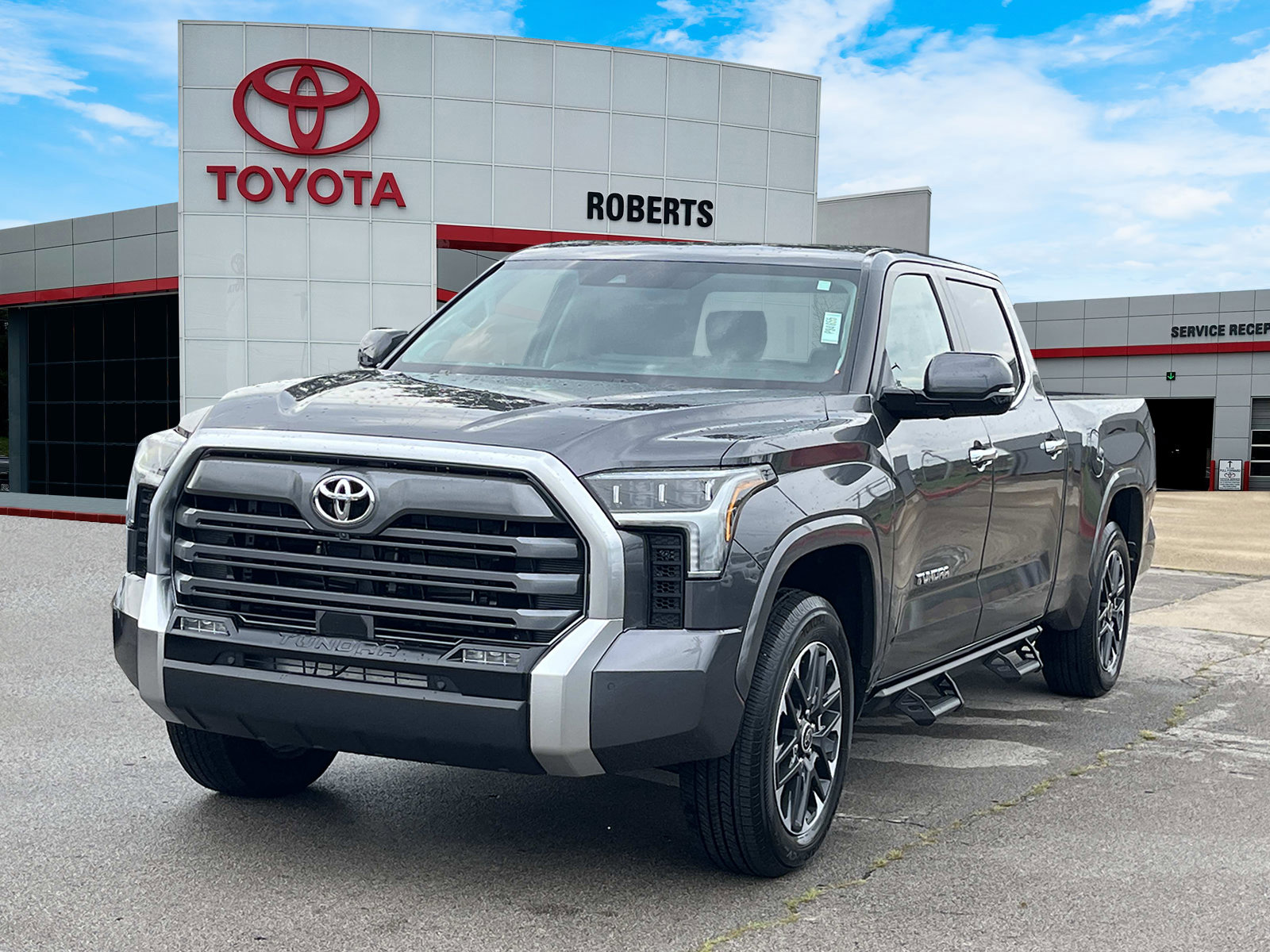 Used 2024 Toyota Tundra Limited image 3