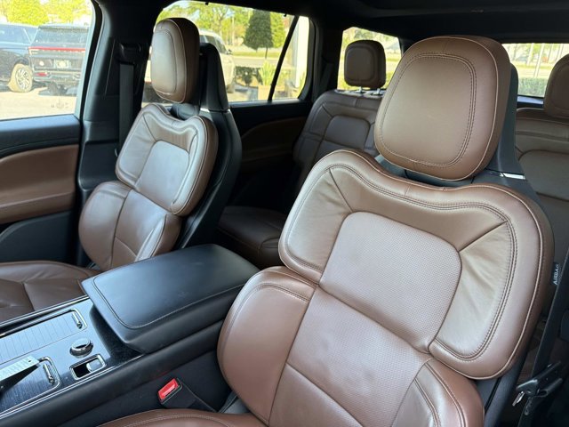 Certified 2023 Lincoln Aviator Reserve w/ Equipment Group 201A image 14