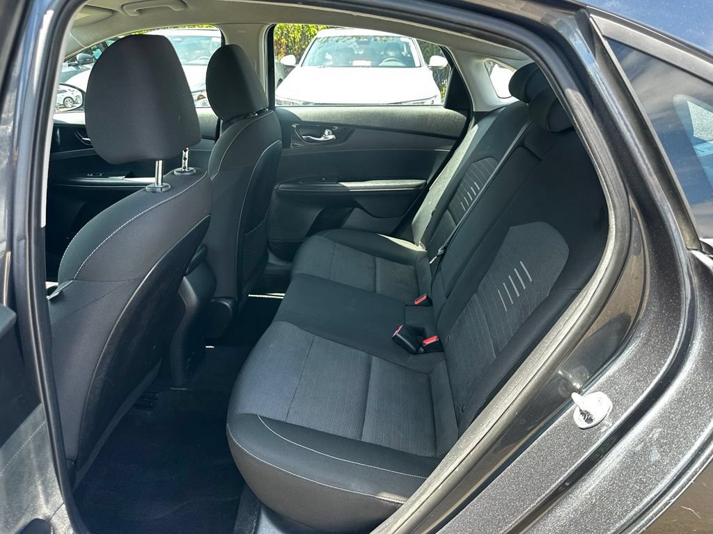 Used 2019 Kia Forte S FWD image 19