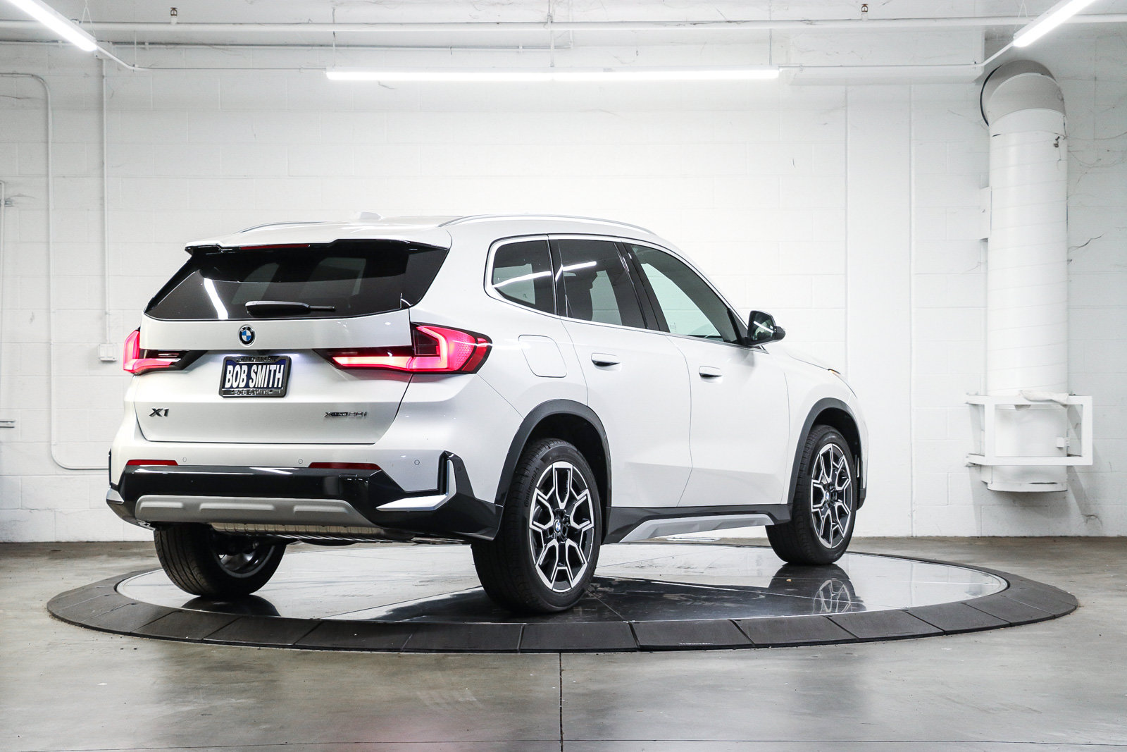 New 2026 BMW X1 xDrive28i w/ Convenience Package AWD/4WD image 6