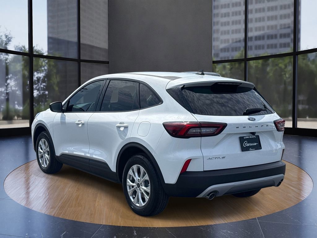 Certified 2025 Ford Escape Active FWD image 4