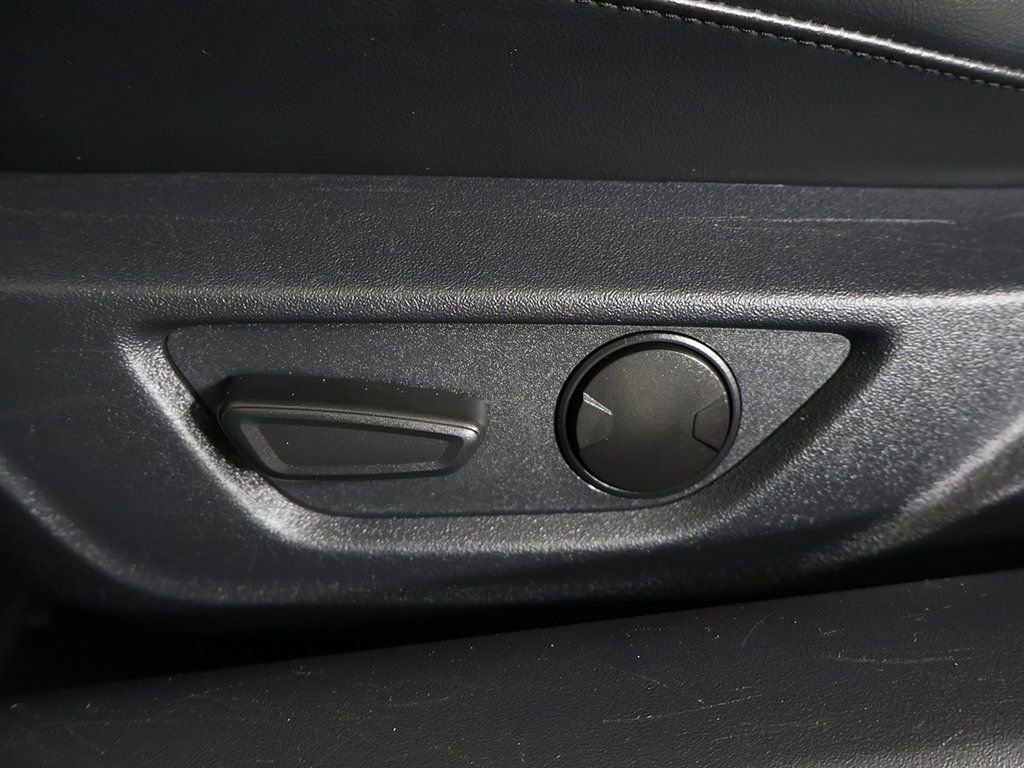 Used 2024 Ford Mustang Premium RWD image 31