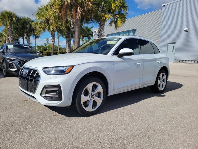 Used 2021 Audi Q5 Prestige w/ Prestige Package image 4