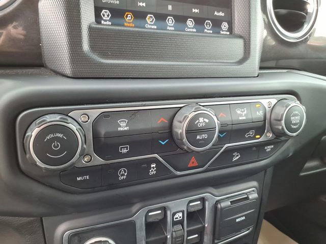 Used 2021 Jeep Wrangler Unlimited Sahara image 27