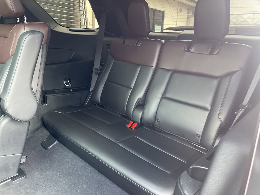 Used 2023 Ford Explorer Platinum w/ Technology Package image 12