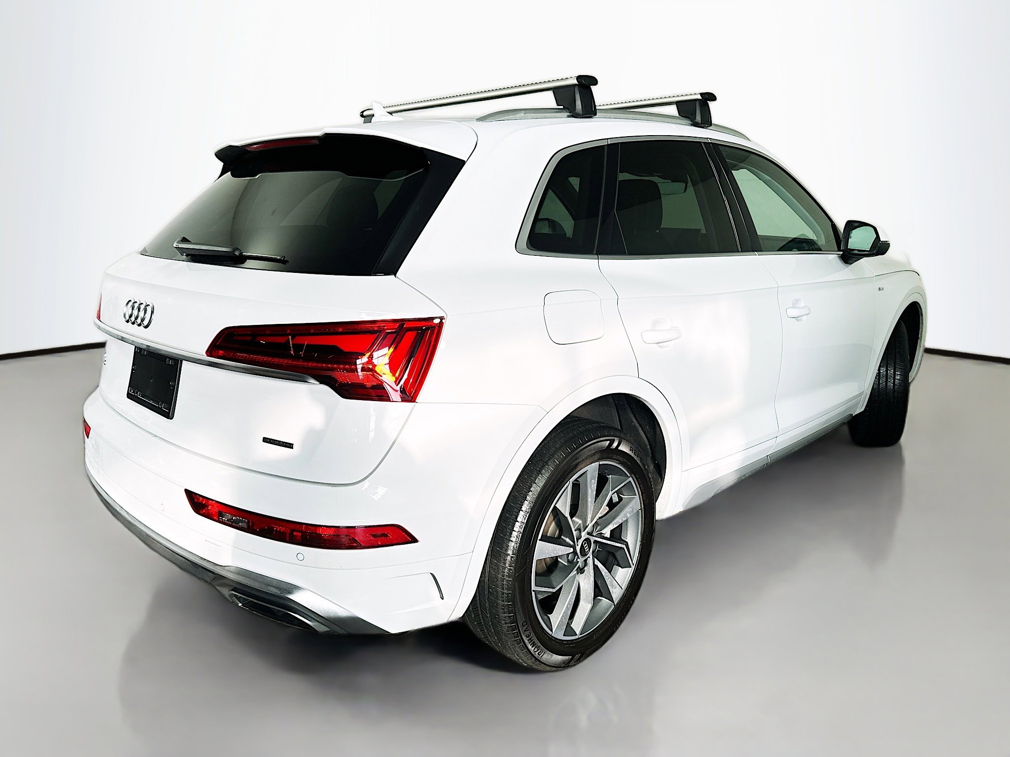 Used 2023 Audi Q5 2.0T Premium w/ Convenience Package image 7