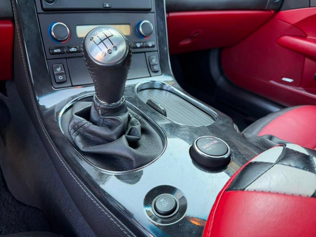 Used 2013 Chevrolet Corvette Z06 RWD image 21