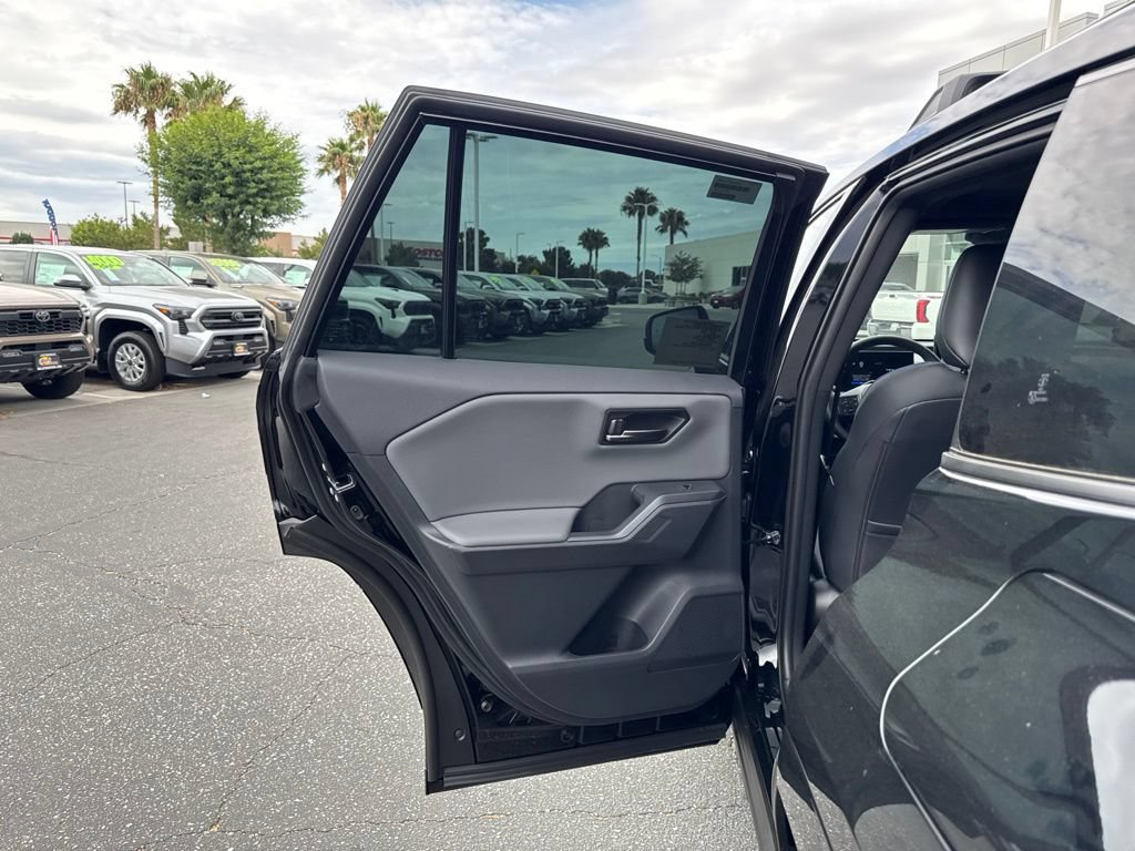 New 2026 Toyota RAV4 XSE AWD/4WD image 12