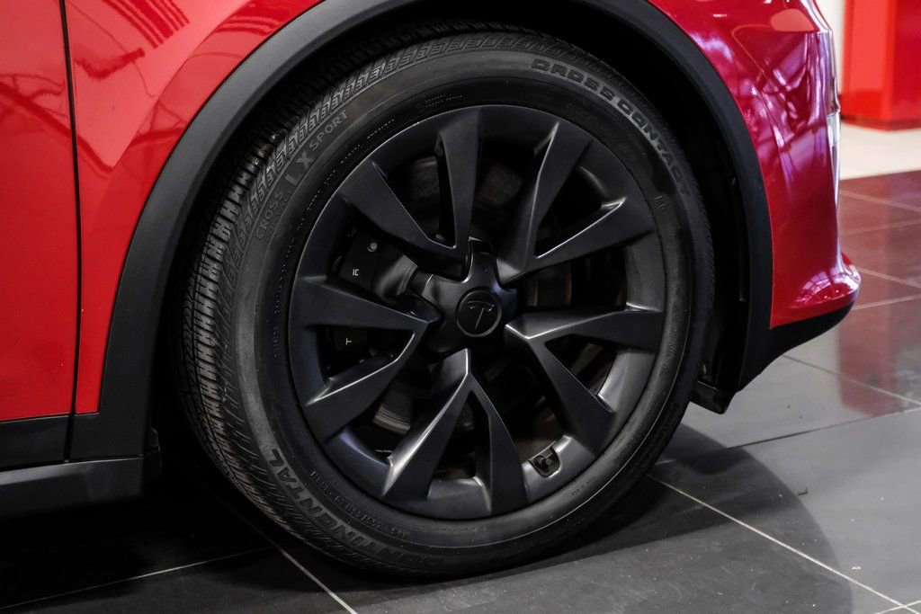 Used 2023 Tesla Model X image 65