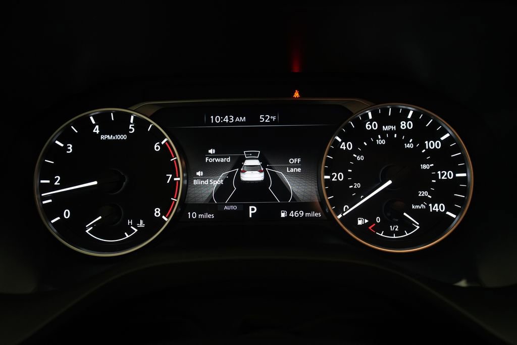 Used 2026 Nissan Rogue SV image 2