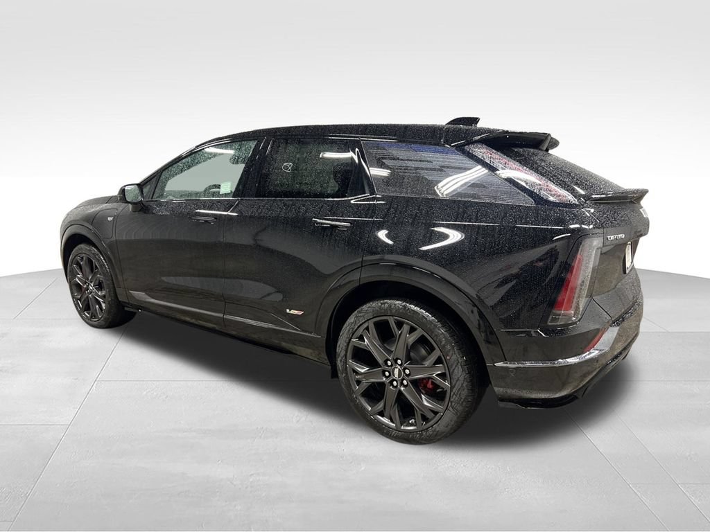 New 2026 Cadillac Optiq V AWD/4WD image 6