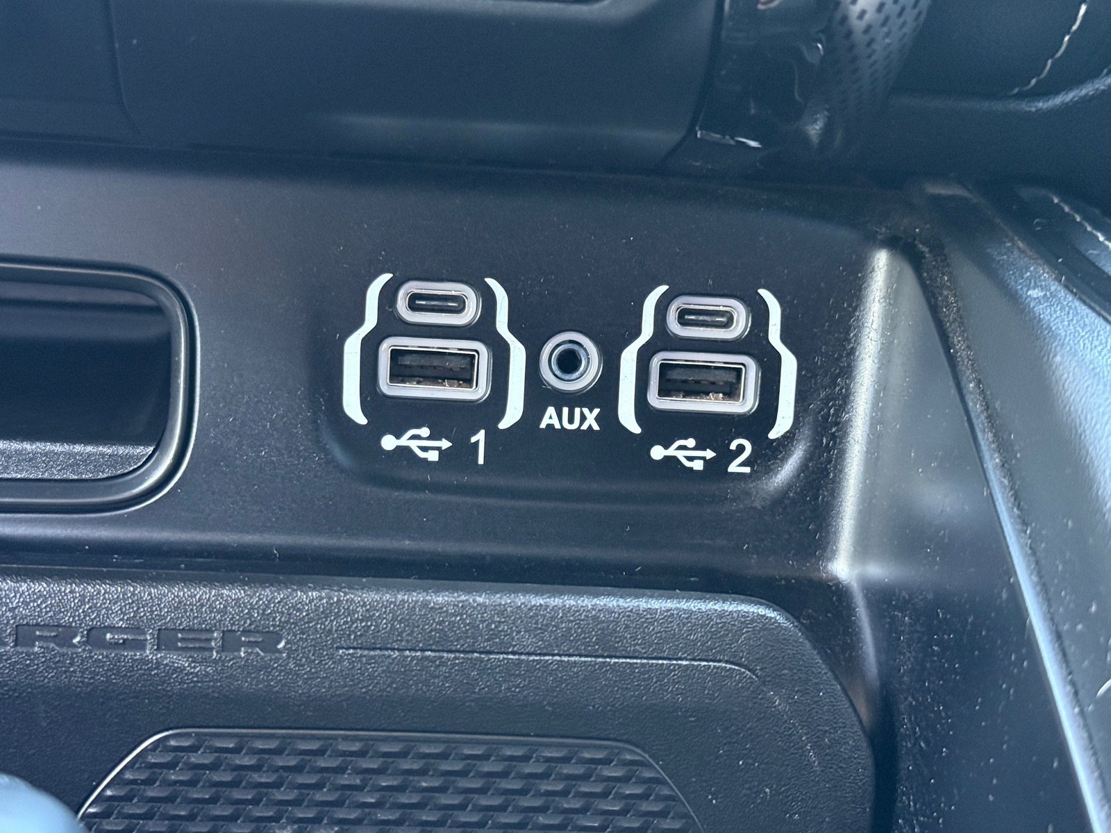 Used 2024 RAM 2500 Limited AWD/4WD image 27