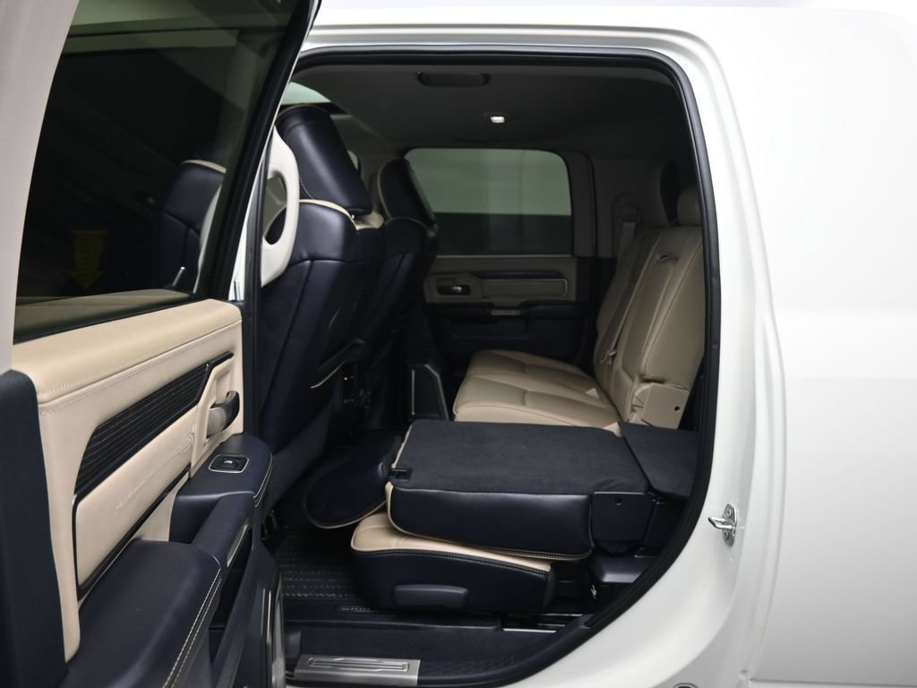Used 2023 RAM 2500 Limited AWD/4WD image 42