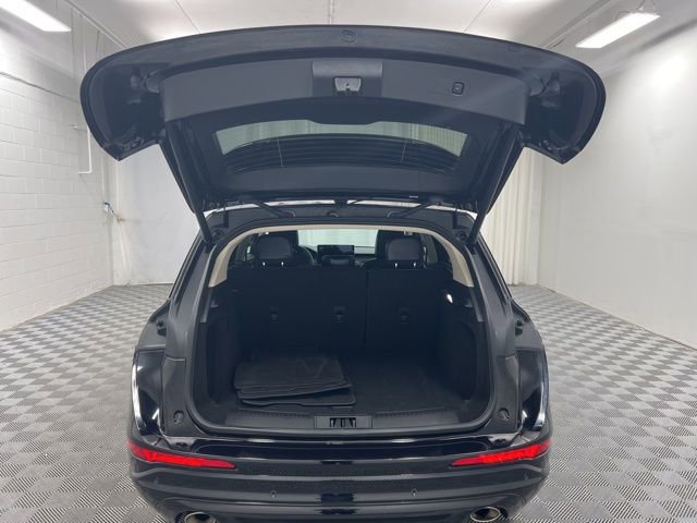 Certified 2023 Lincoln Corsair AWD w/ Equipment Group 101A image 8