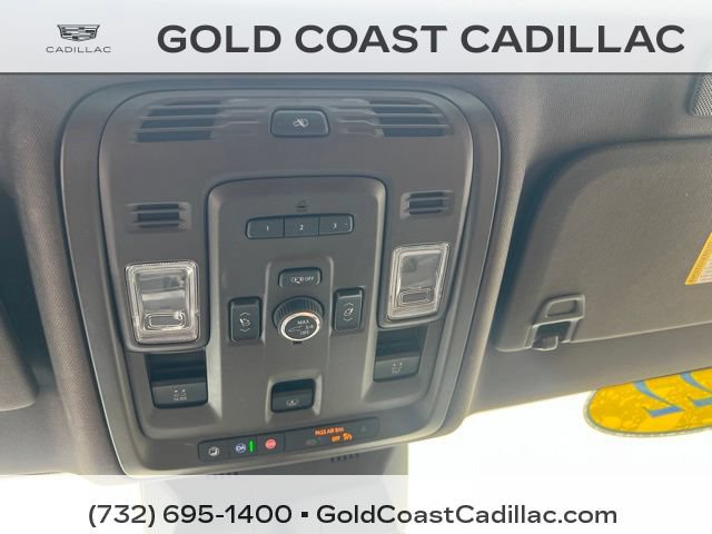 Certified 2022 Cadillac Escalade Premium Luxury AWD/4WD image 33