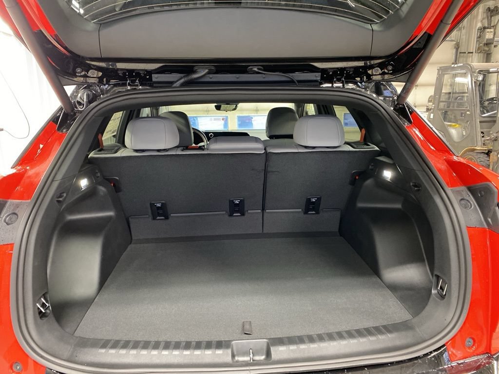 New 2026 Chevrolet Blazer EV SS AWD/4WD image 11