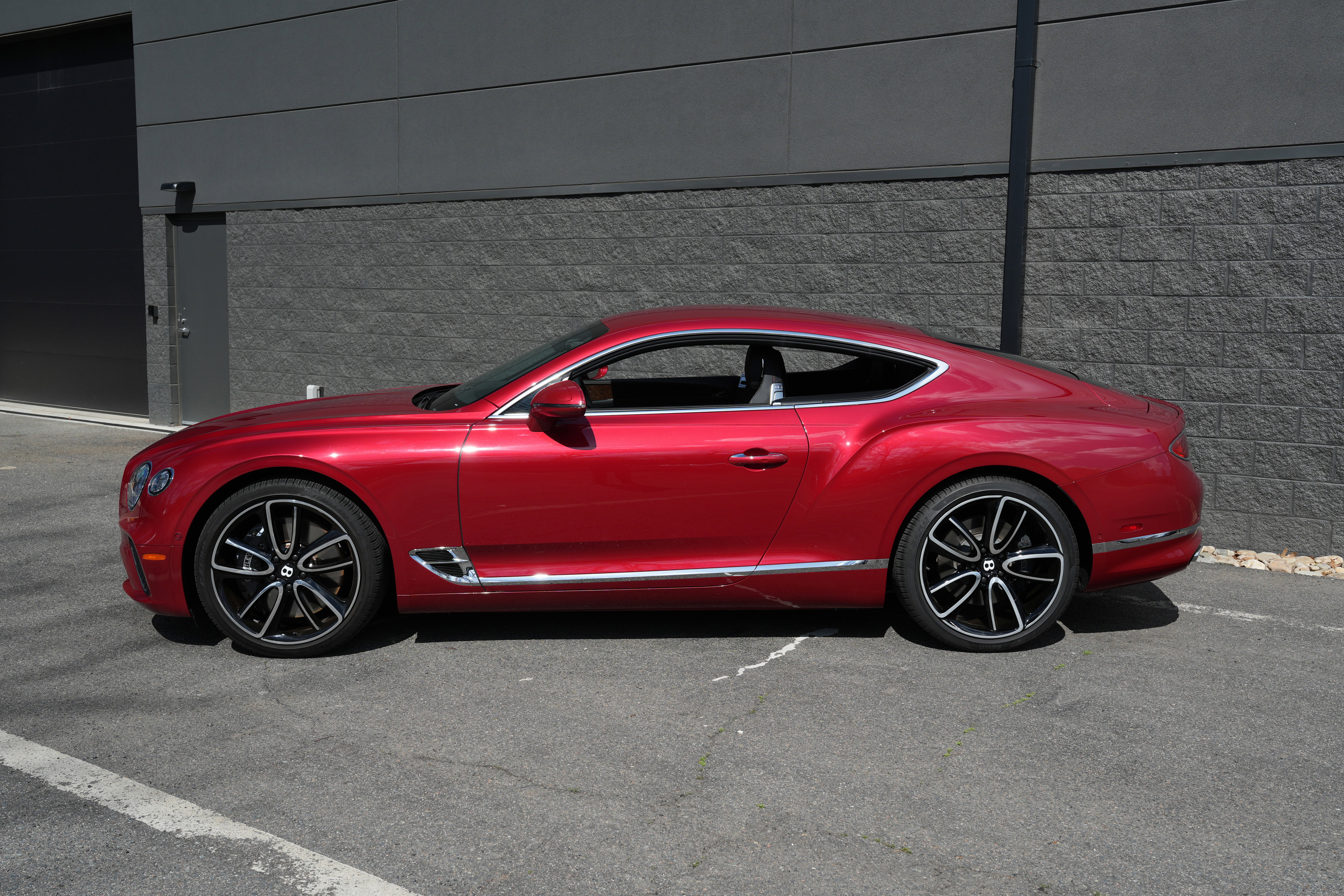 Used 2020 Bentley Continental GT image 4