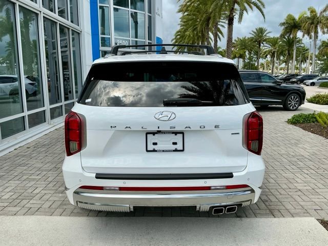 Used 2023 Hyundai Palisade Calligraphy w/ Winter Package image 5