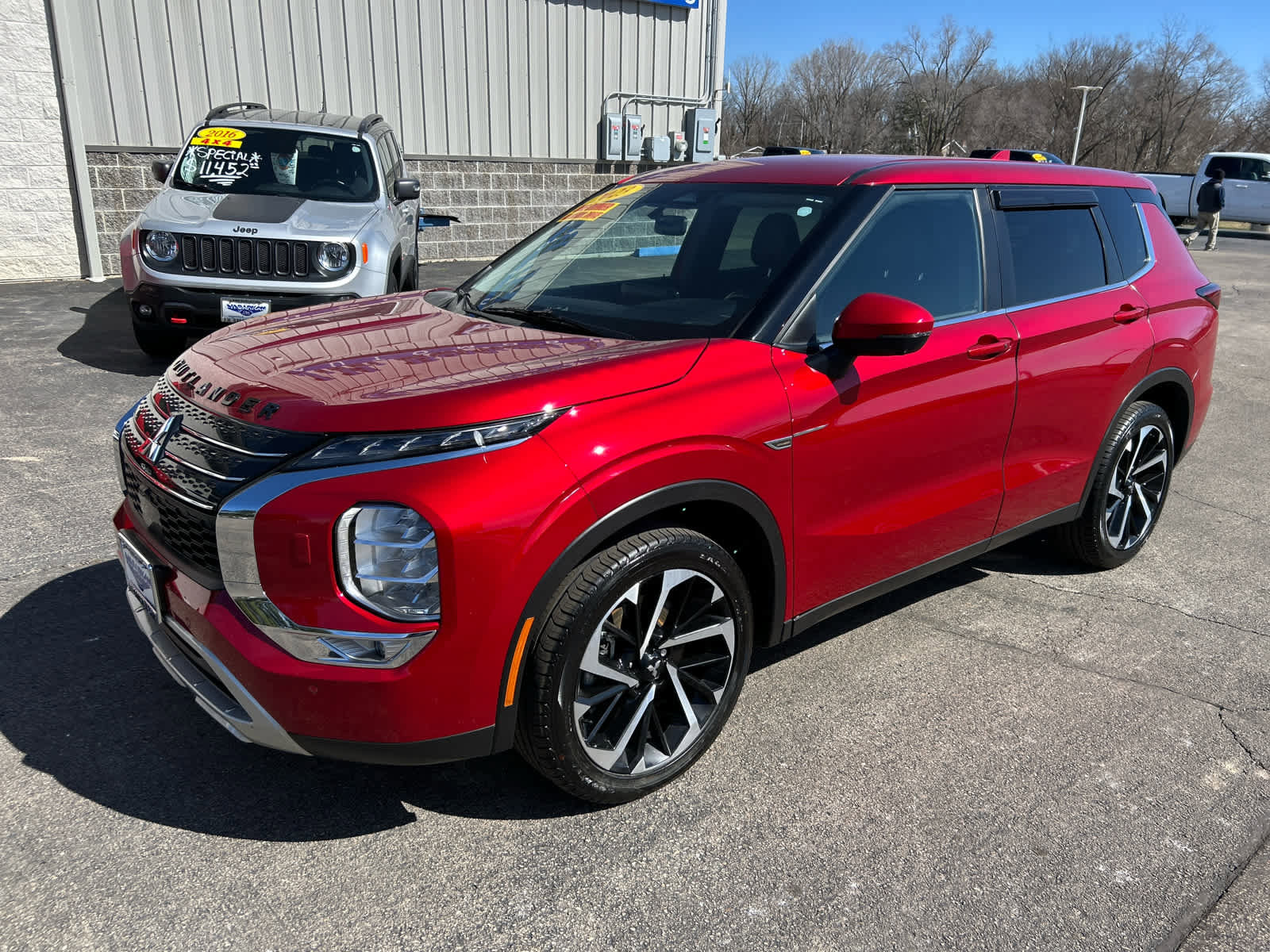 Used 2023 Mitsubishi Outlander SE AWD/4WD image 8