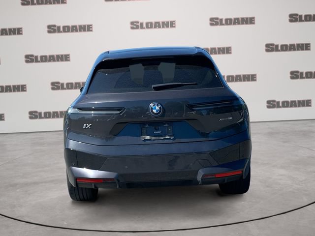 Certified 2024 BMW iX xDrive50 w/ Premium Package AWD/4WD image 4
