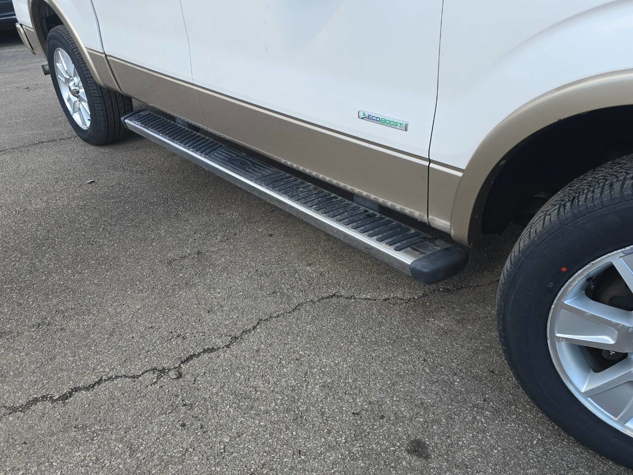 Used 2011 Ford F150 Lariat w/ Lariat Plus Pkg image 9