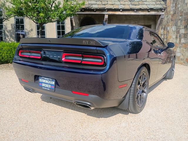 Used 2017 Dodge Challenger R/T Scat Pack w/ Leather Interior Group RWD image 13