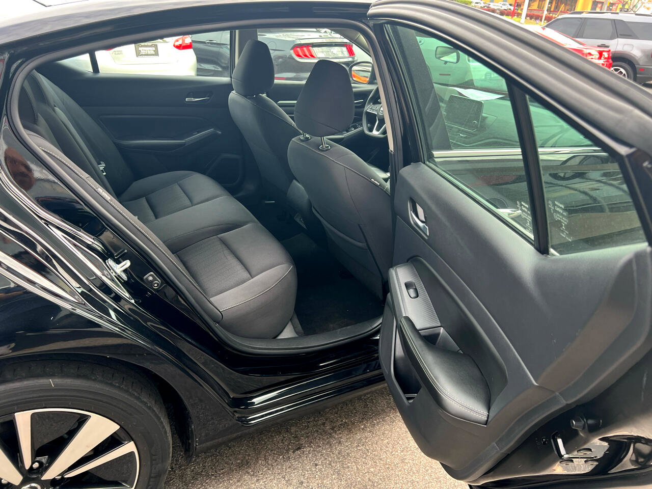 Used 2022 Nissan Altima 2.5 SV image 15