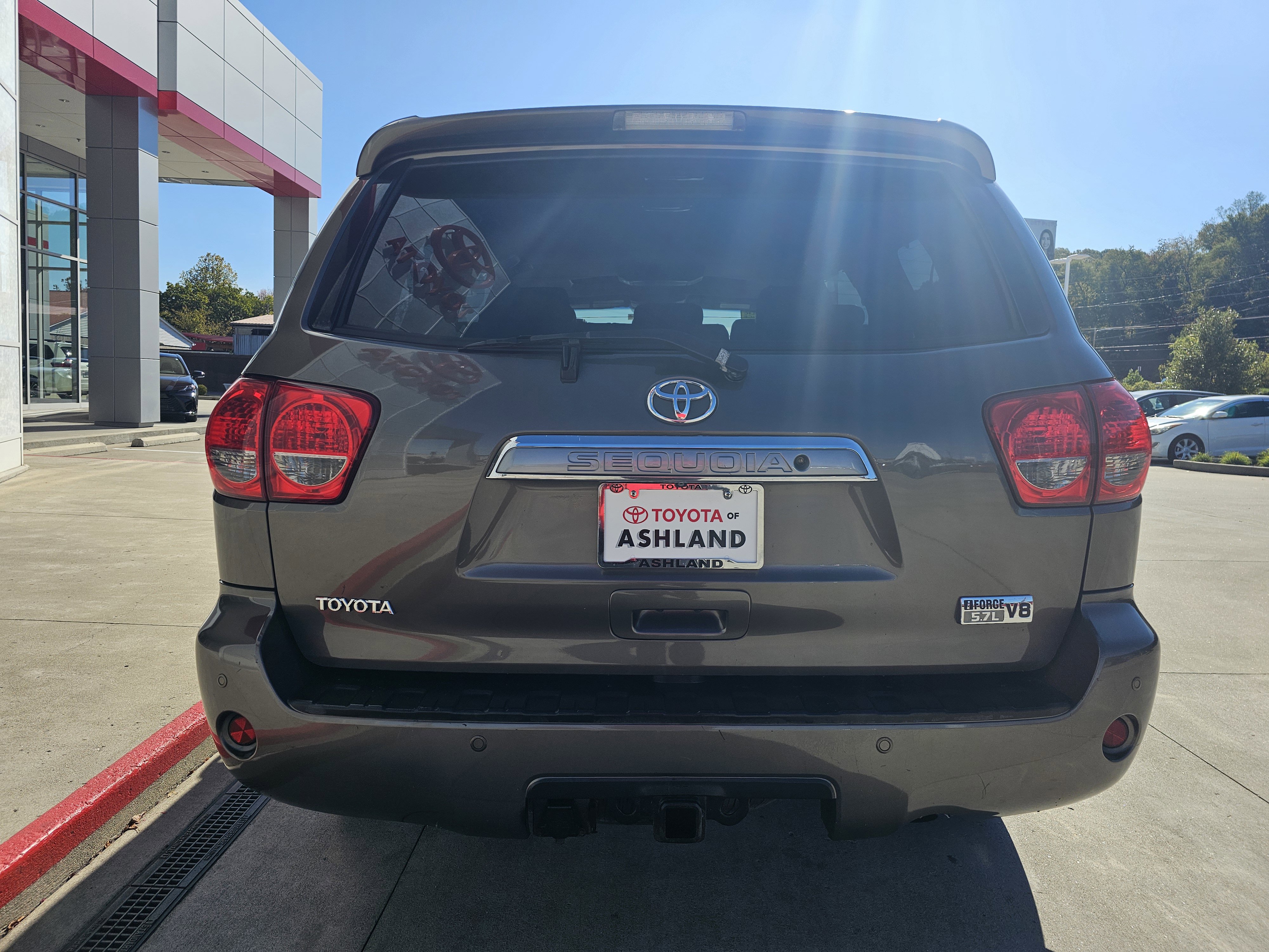Used 2010 Toyota Sequoia Limited image 6