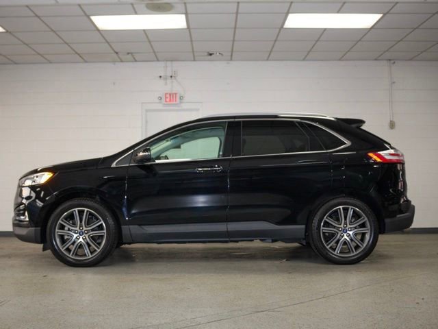 Used 2019 Ford Edge Titanium w/ Cold Weather Package image 5