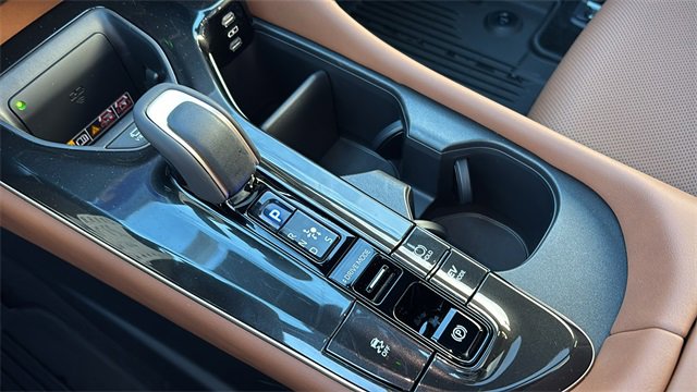 New 2025 Toyota Crown Signia w/ Advanced Technology Package image 21