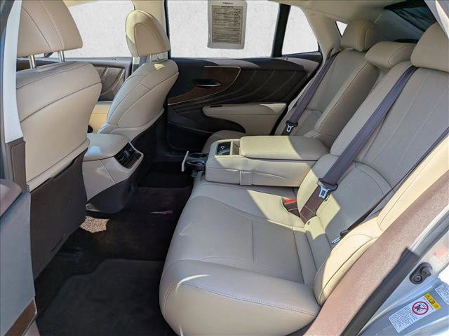 Used 2018 Lexus LS 500 AWD w/ Accessory Package (Z2) image 18