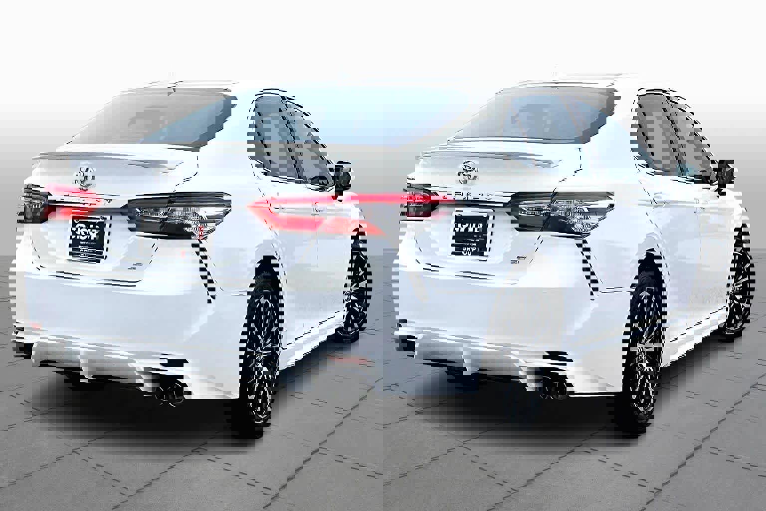 Used 2020 Toyota Camry SE image 12